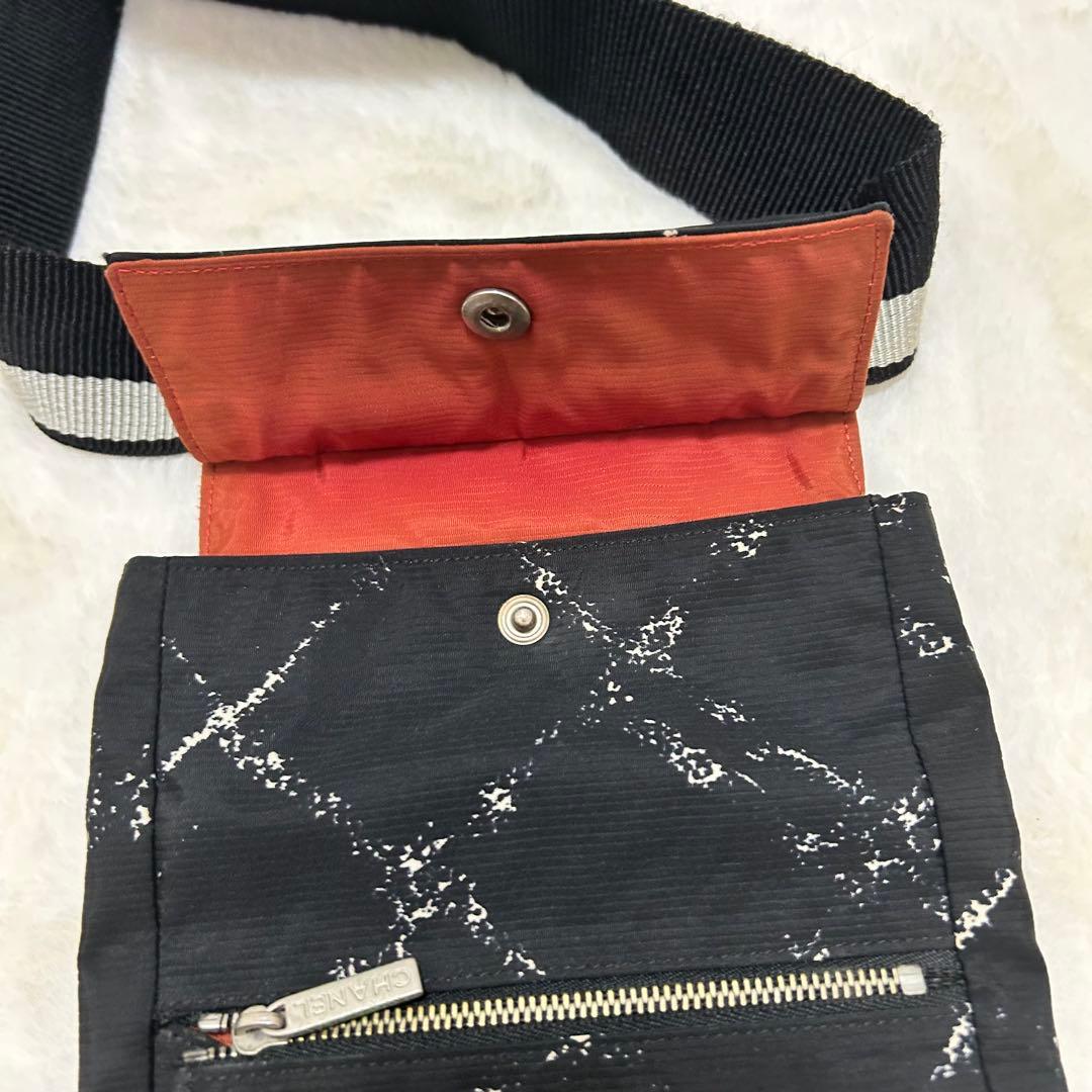 【美品】シャネル 旧トラベルライン ボディバッグ ウエストポーチ ブラック