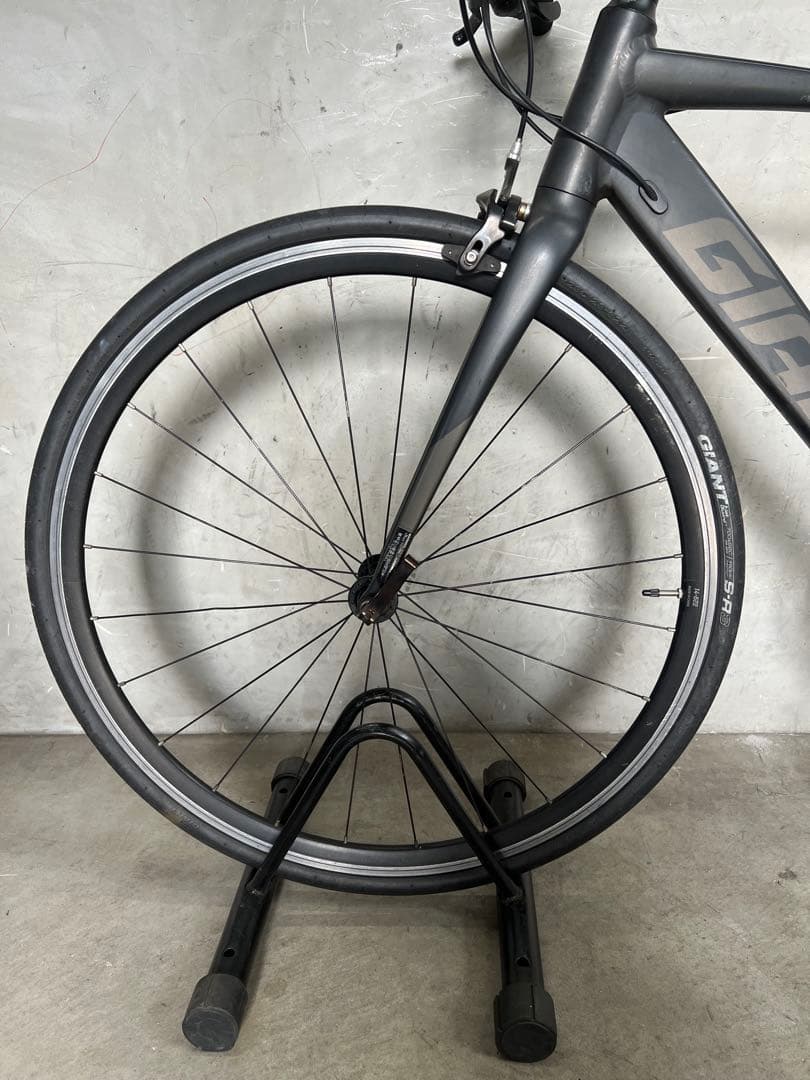 クロスバイク　GIANT FORMA クロスバイク　ジャイアント　フォーマ