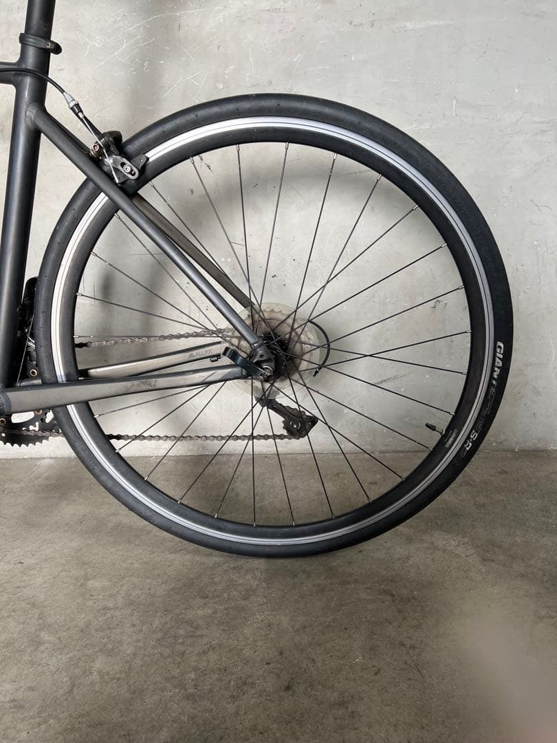 クロスバイク　GIANT FORMA クロスバイク　ジャイアント　フォーマ