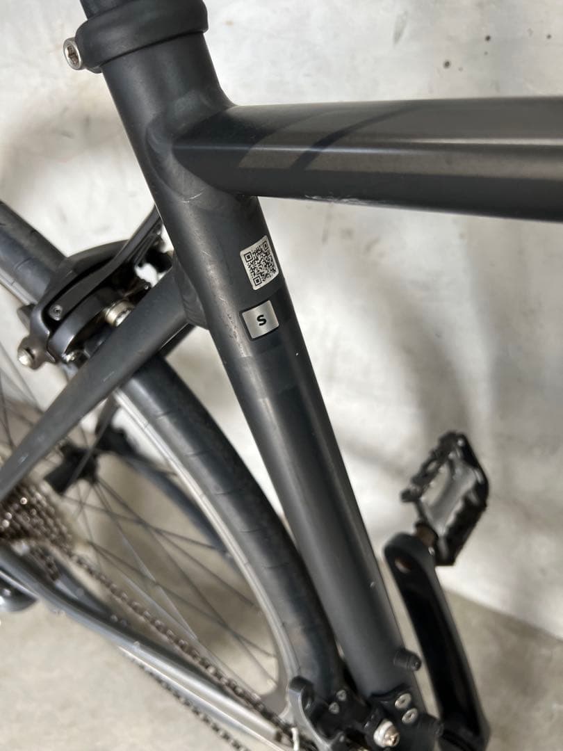 クロスバイク　GIANT FORMA クロスバイク　ジャイアント　フォーマ