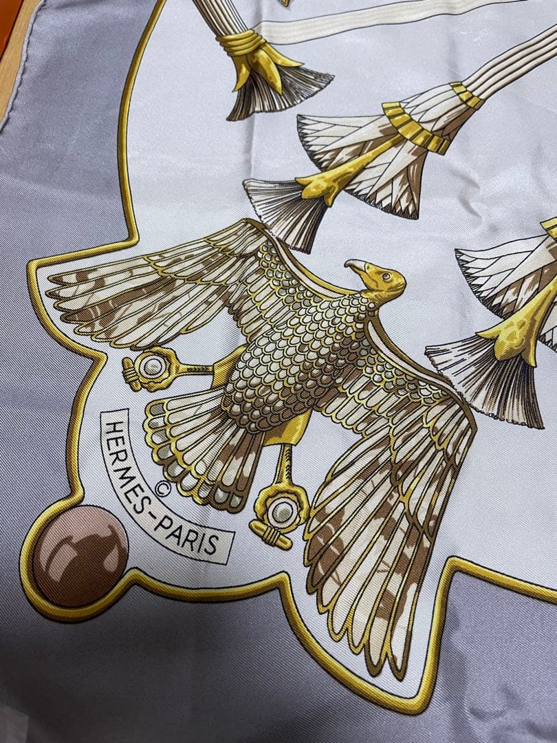 HERMES カレ90 スカラベ　シルクスカーフ