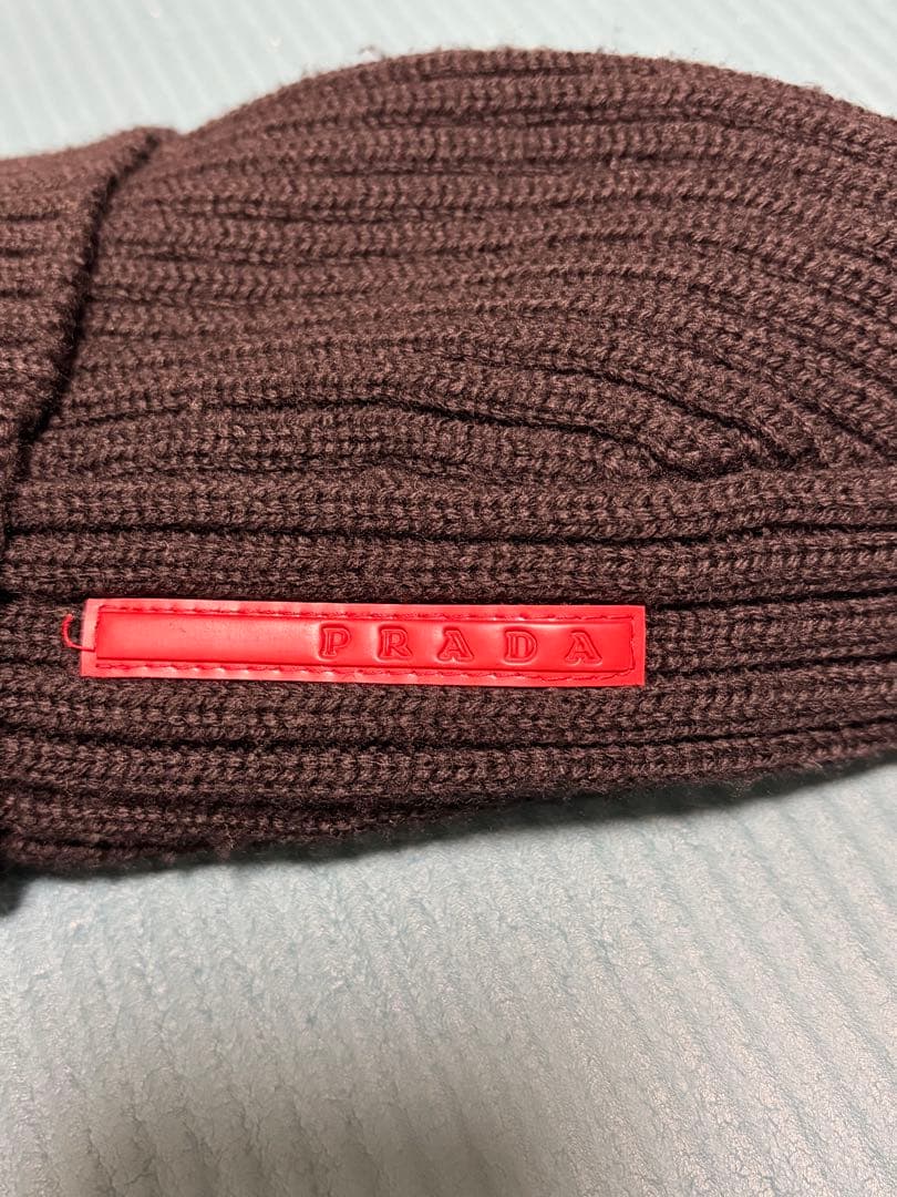 PRADA ブラック　ニット帽