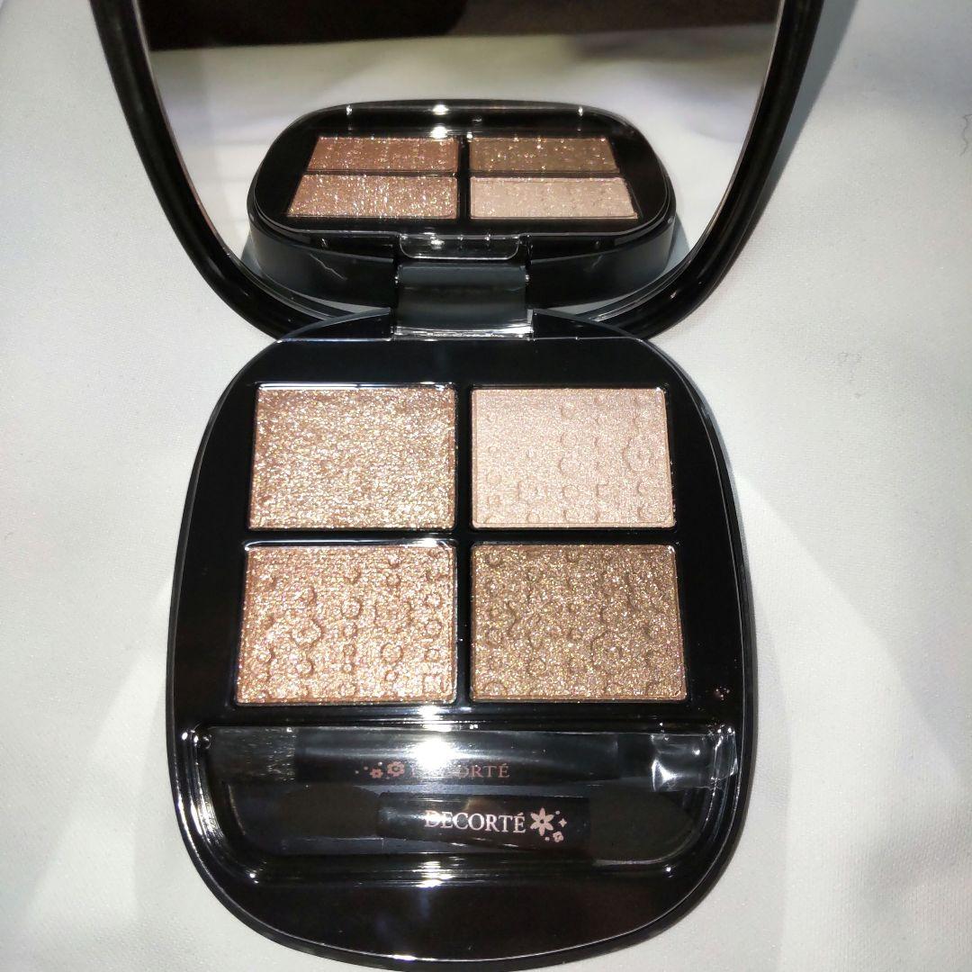 アイシャドウパレット 08 コスメデコルテ クリスマスコフレ