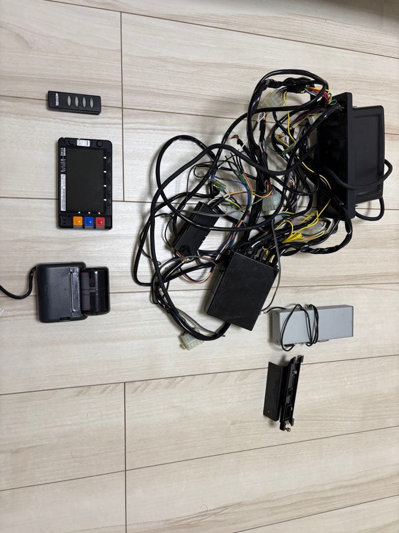 タクシー用メーターと配線、プリンター、一式　ニシベ　リモコン付き