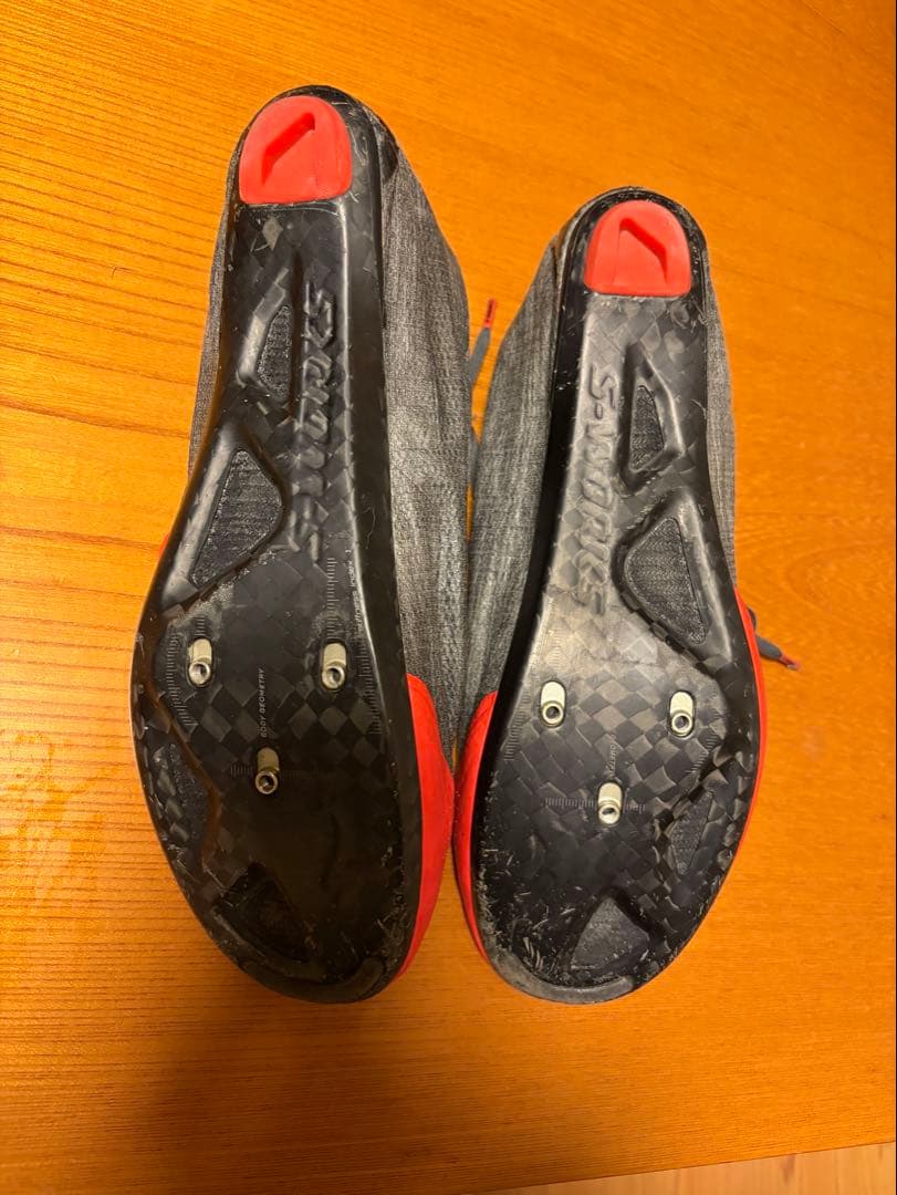 スペシャライズド EXOS99 サイズ41.0（26.0cm）片足92g