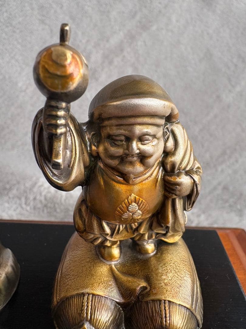 純銀製 恵比寿 大黒天 置物 木箱、ガラスケース付き