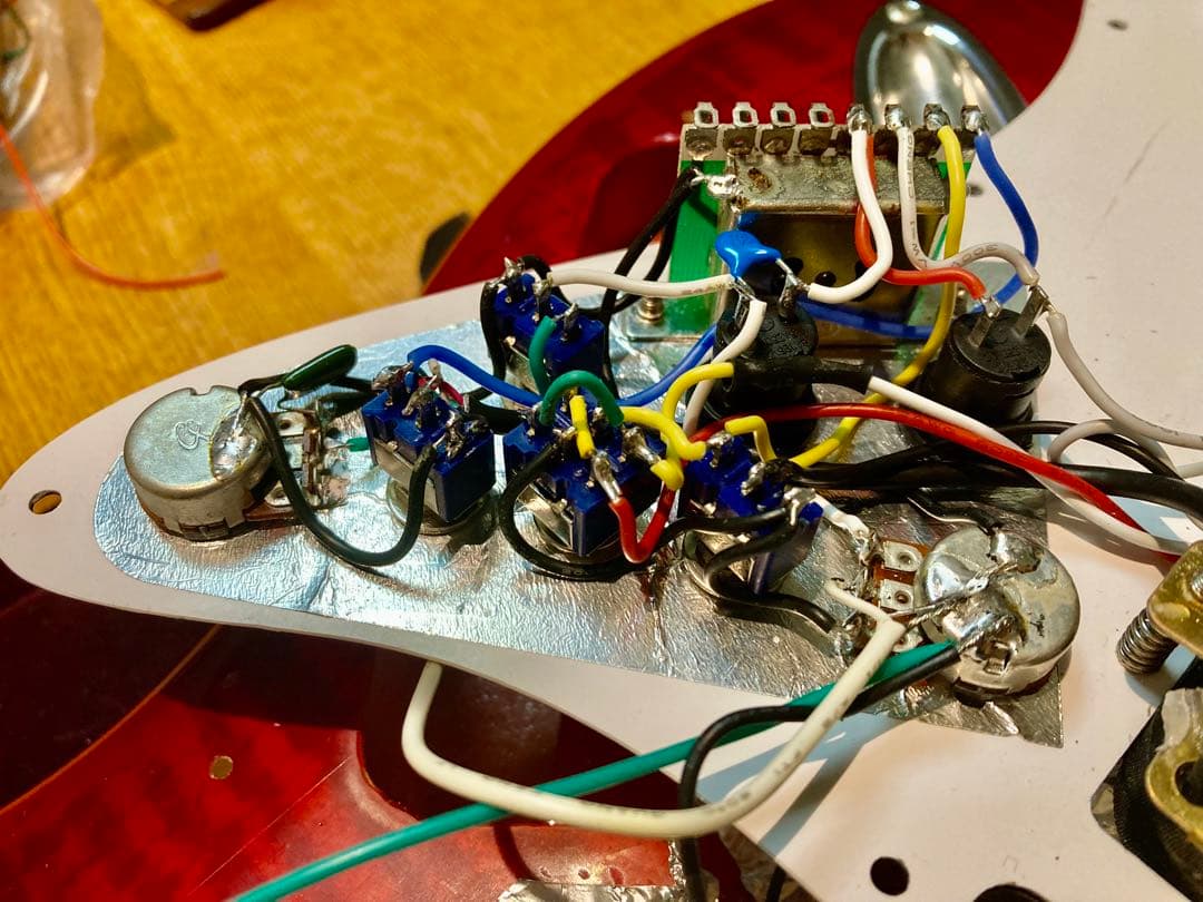 ☆値下決断 ☆美品　改造して新機能満載　ローノイズ化したBUSKERS ST