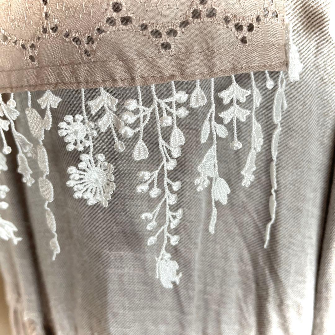 ワンちゃん☆ 様専用ミナペルホネンanemoneブローチとサークルレース