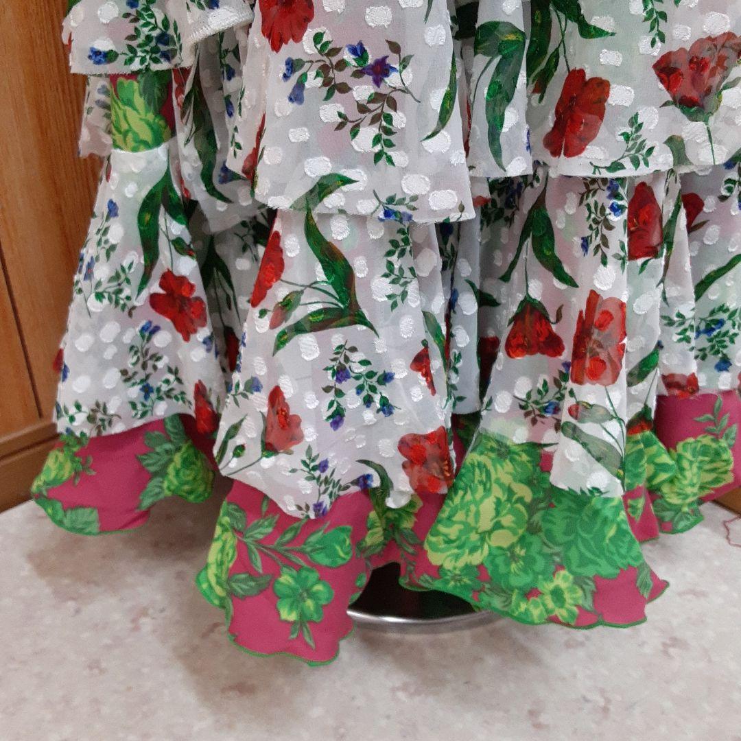 フラメンコ衣装　ファルダのみ　豪華白/赤花柄レースジャガード　 ★フリル1段追加