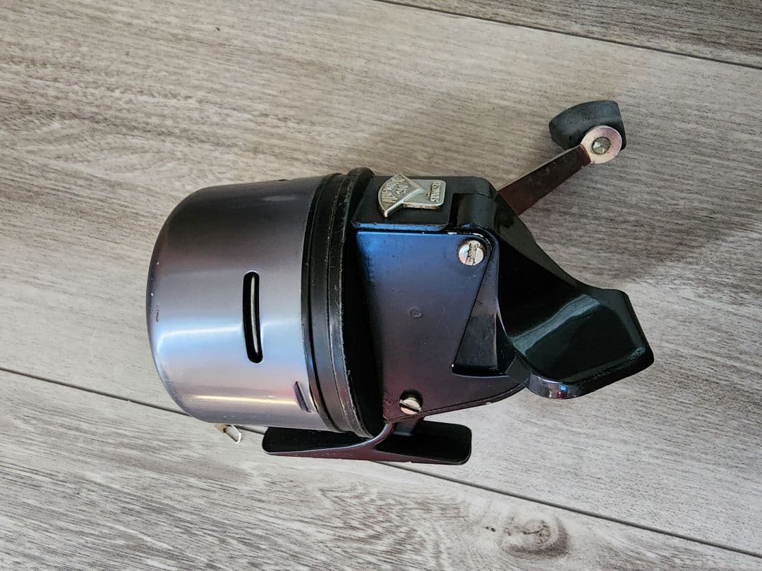 ABU-MATIC 290 スピンキャストリール