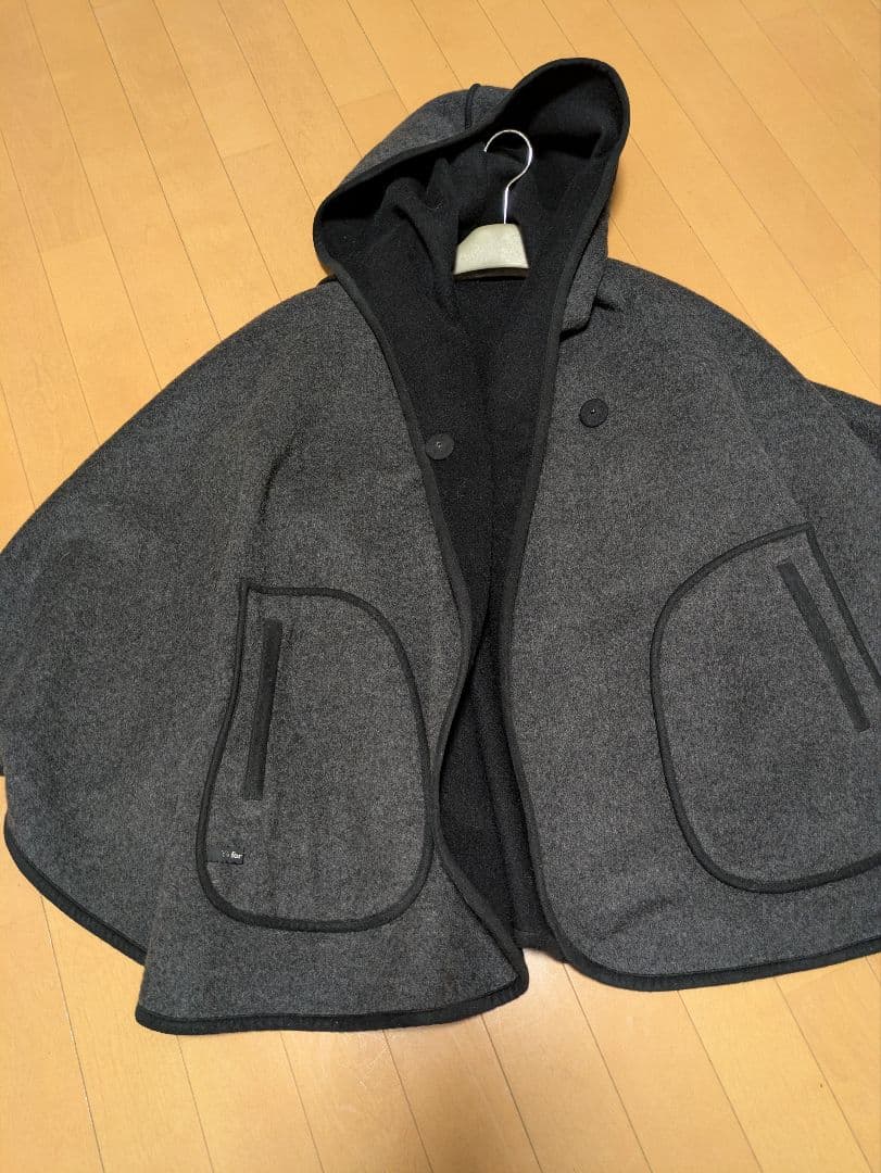 Y's for living リバーシブルポンチョ　コート　黒　グレー