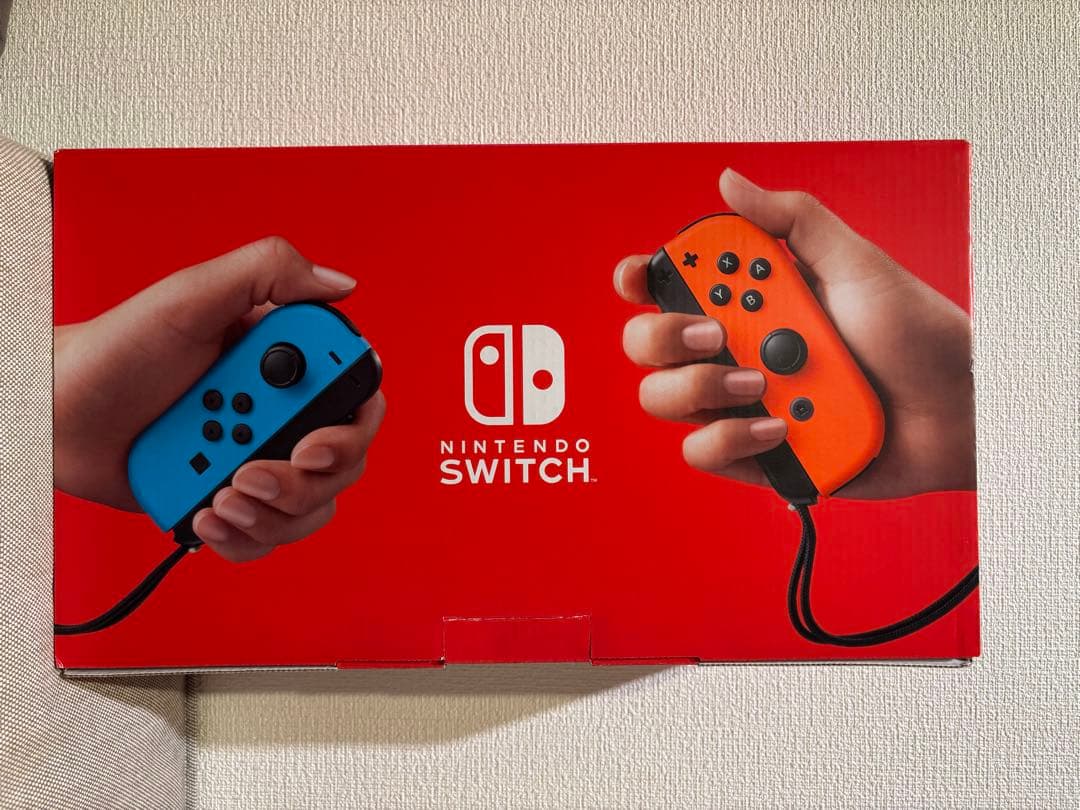 Nintendo Switch 本体　ネオン