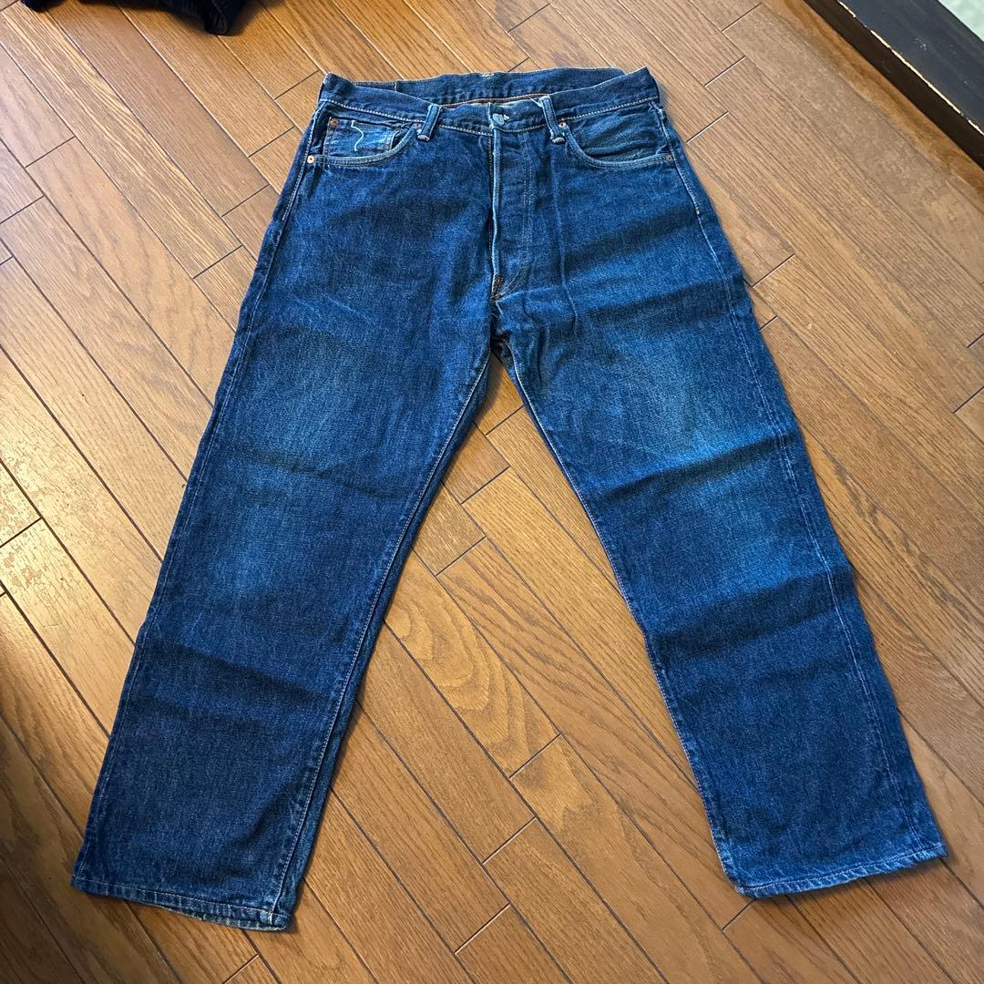 エヴィス　ストレートデニム