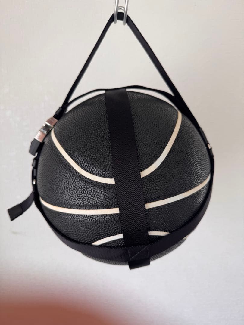 PRADA（プラダ）バスケットボール