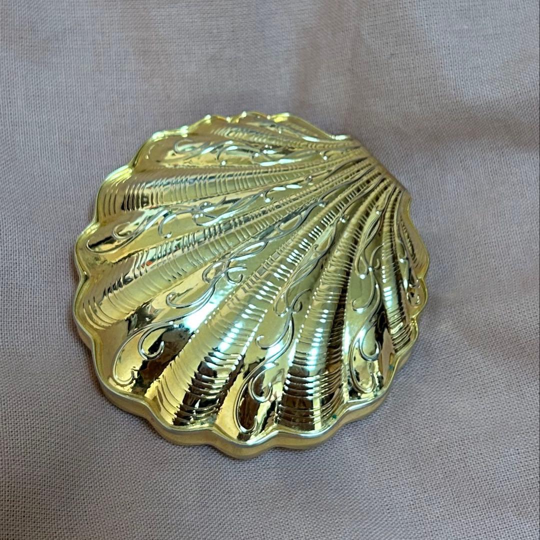 ラデュレ 貝殻パクト 貝殻ケース フェイスパウダー付