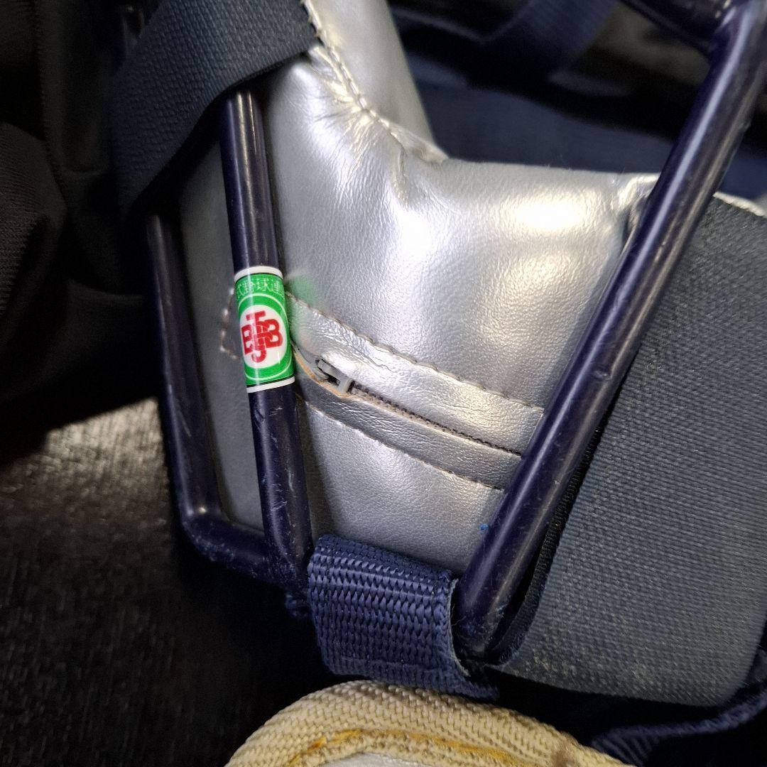 ZETT一般軟式捕手用具フルセット・ミット付(ルイスビルスラッガー)収納バッグ付