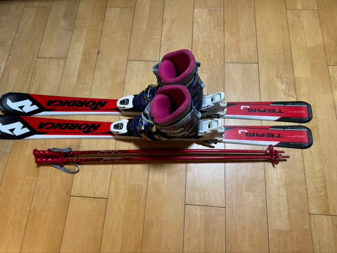 ノルディカ スキー板セット チームJレース サイズ130 ブーツ23センチ