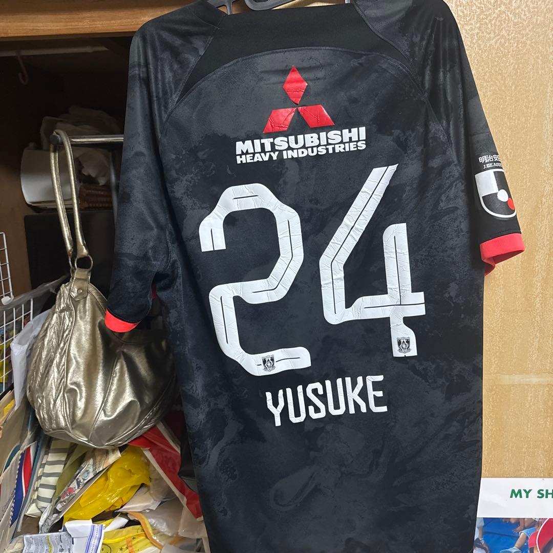 浦和レッズ Nike シャツ 24 Yusuke
