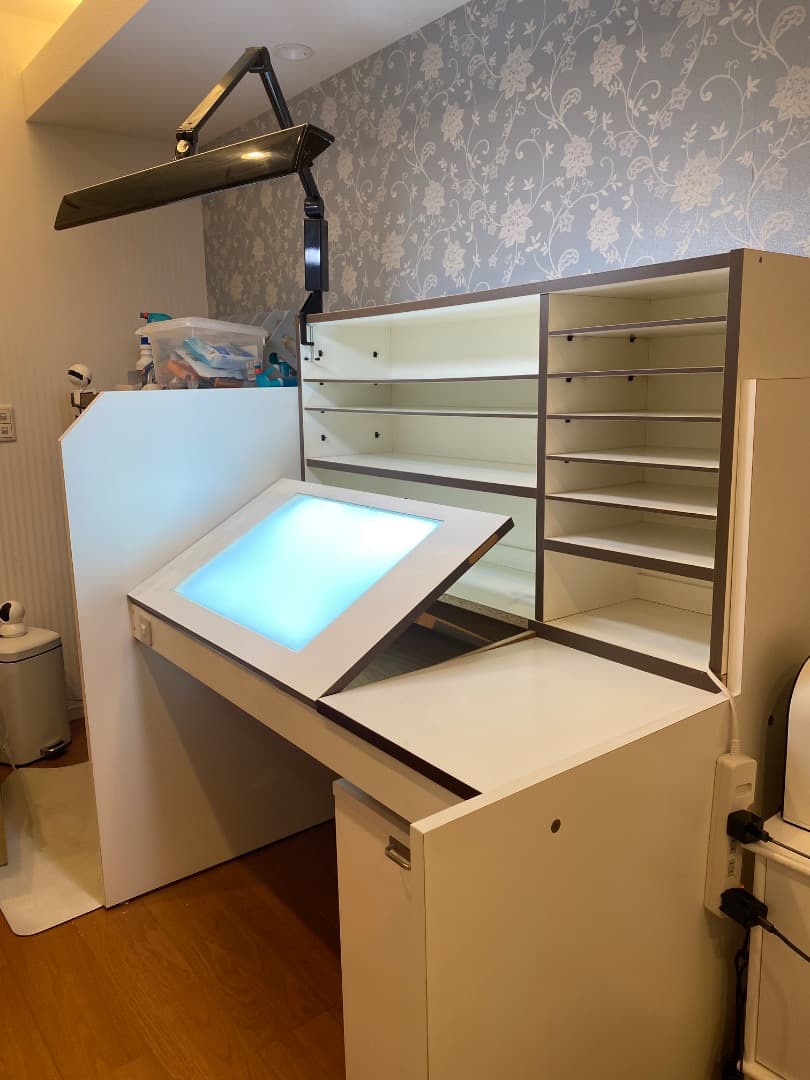 【しおたま】作画机