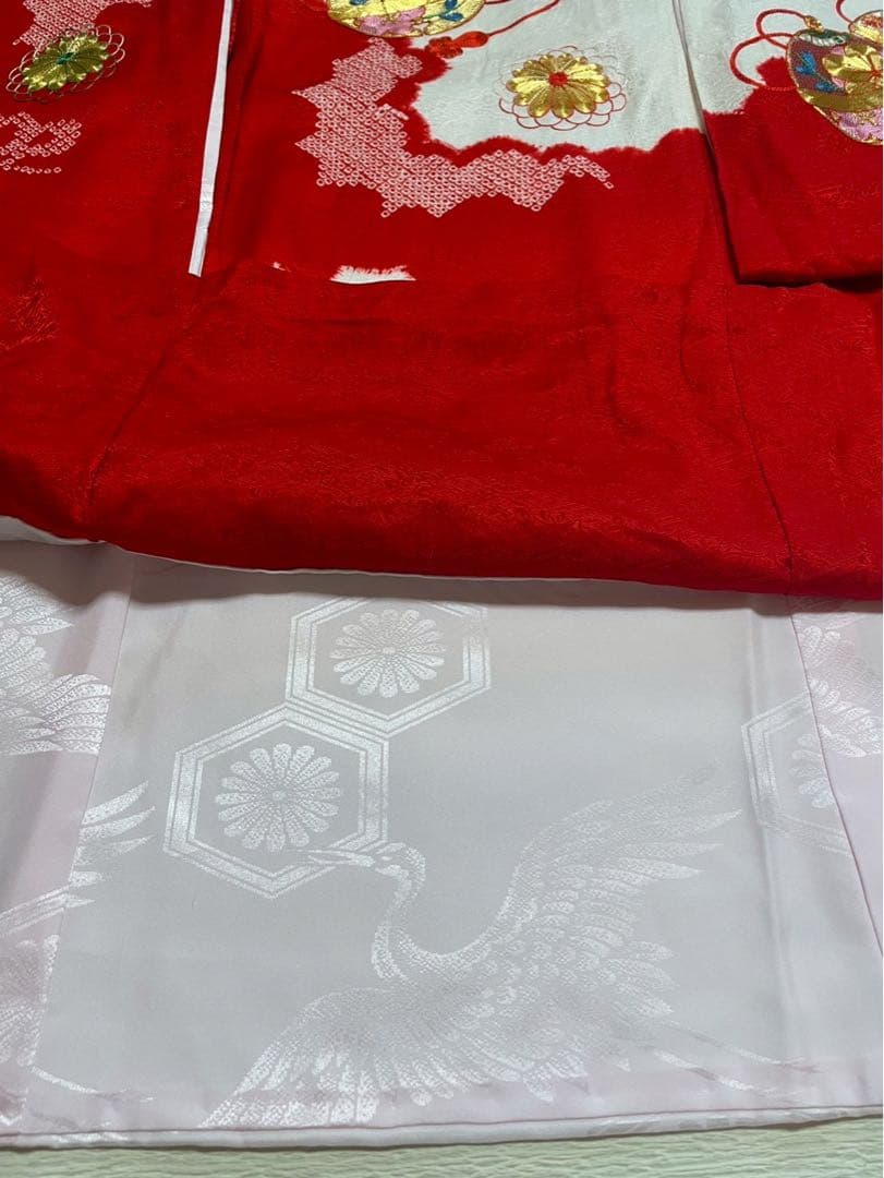 産着 女の子 正絹 ポリエステル 金駒刺繍 絞り 高級 赤 長襦袢付き 地紋