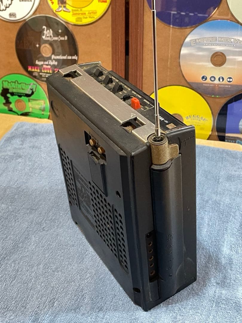 【ジャンク品】SONY ICF-5600 AM/FMラジオ 昭和レトロ