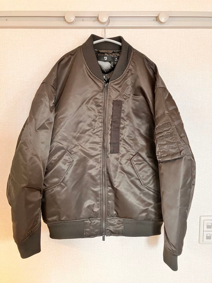 26年復刻 UNIQLO+J ハイブリッドダウンオーバーサイズMA1 グレーM