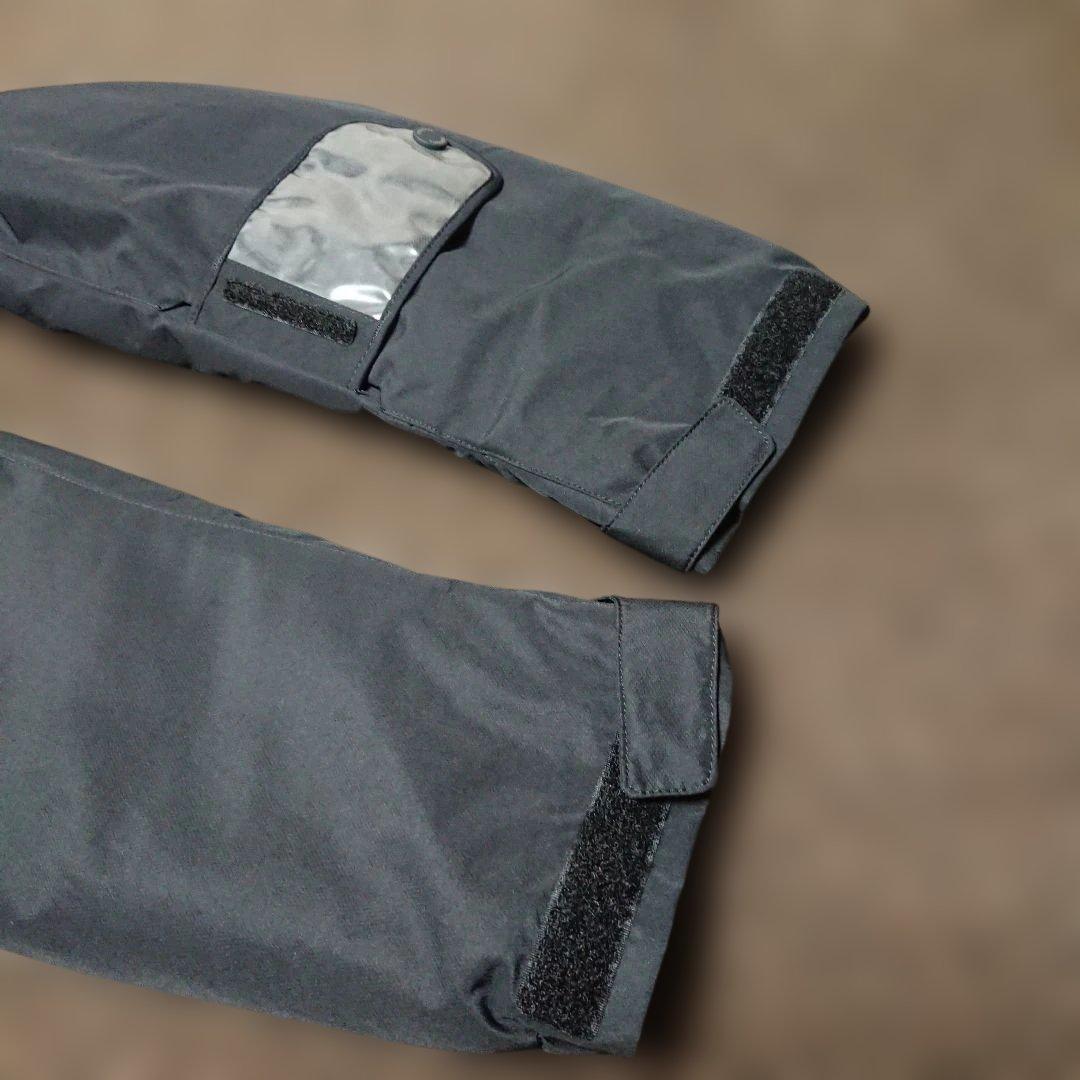 送料無料【DESCENTE】ブラックスキーウェア上下セットアップ Oサイズ