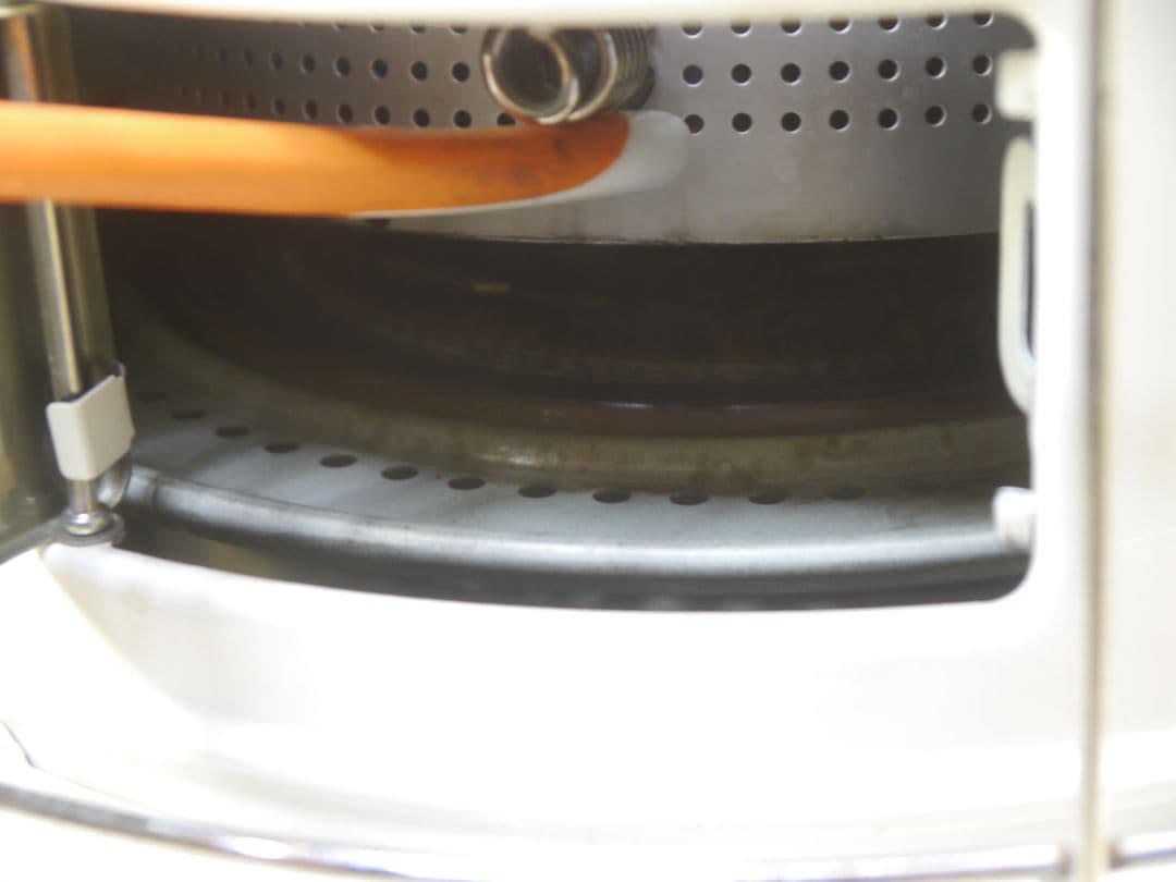 送料込❤2014年○ホワイト コロナ 石油ストーブ 安全ガード付き