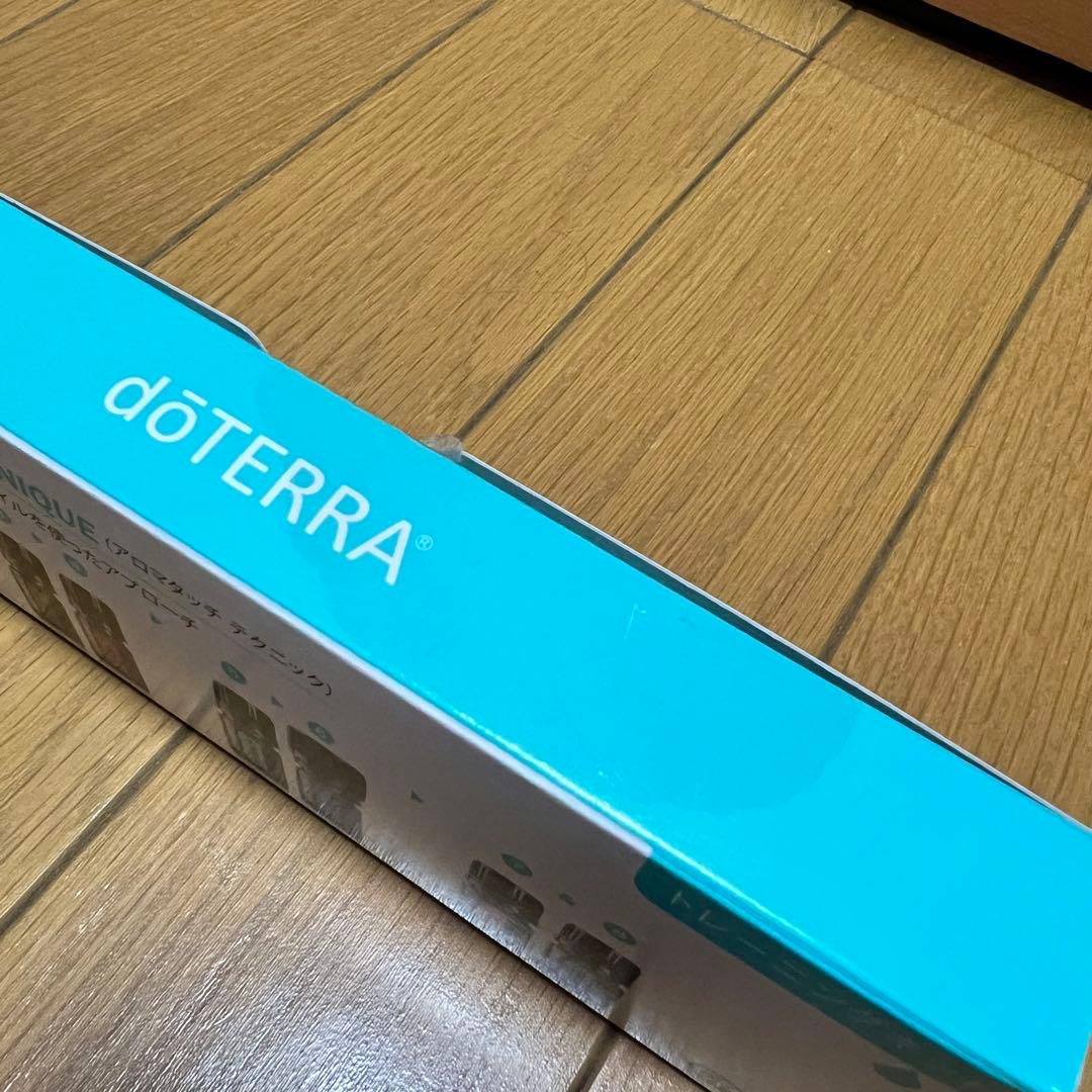 doTERRA アロマタッチ　トレーニングキット　精油