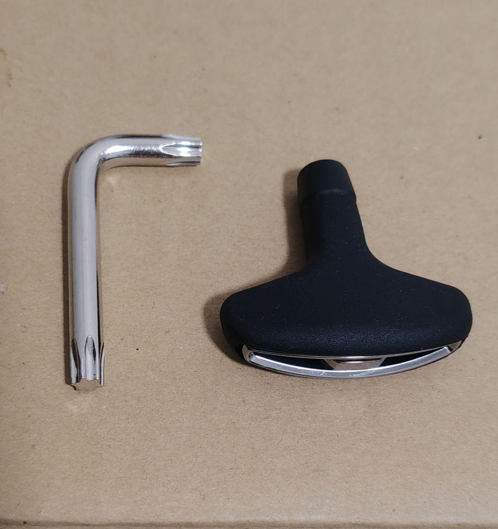 24ヴァンフォードC3000HG　スプール付属　ハンドルノブ交換品