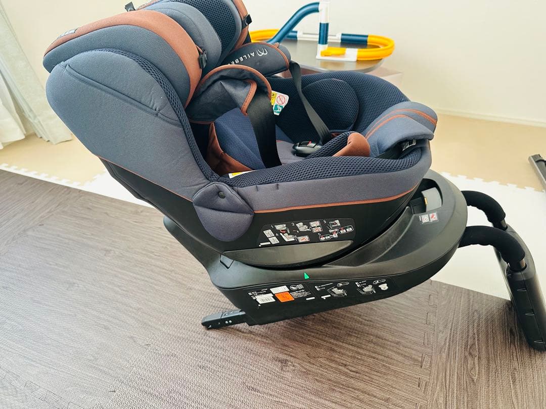 AILEBEBE 回転式チャイルドシート ネイビー/ブラウン