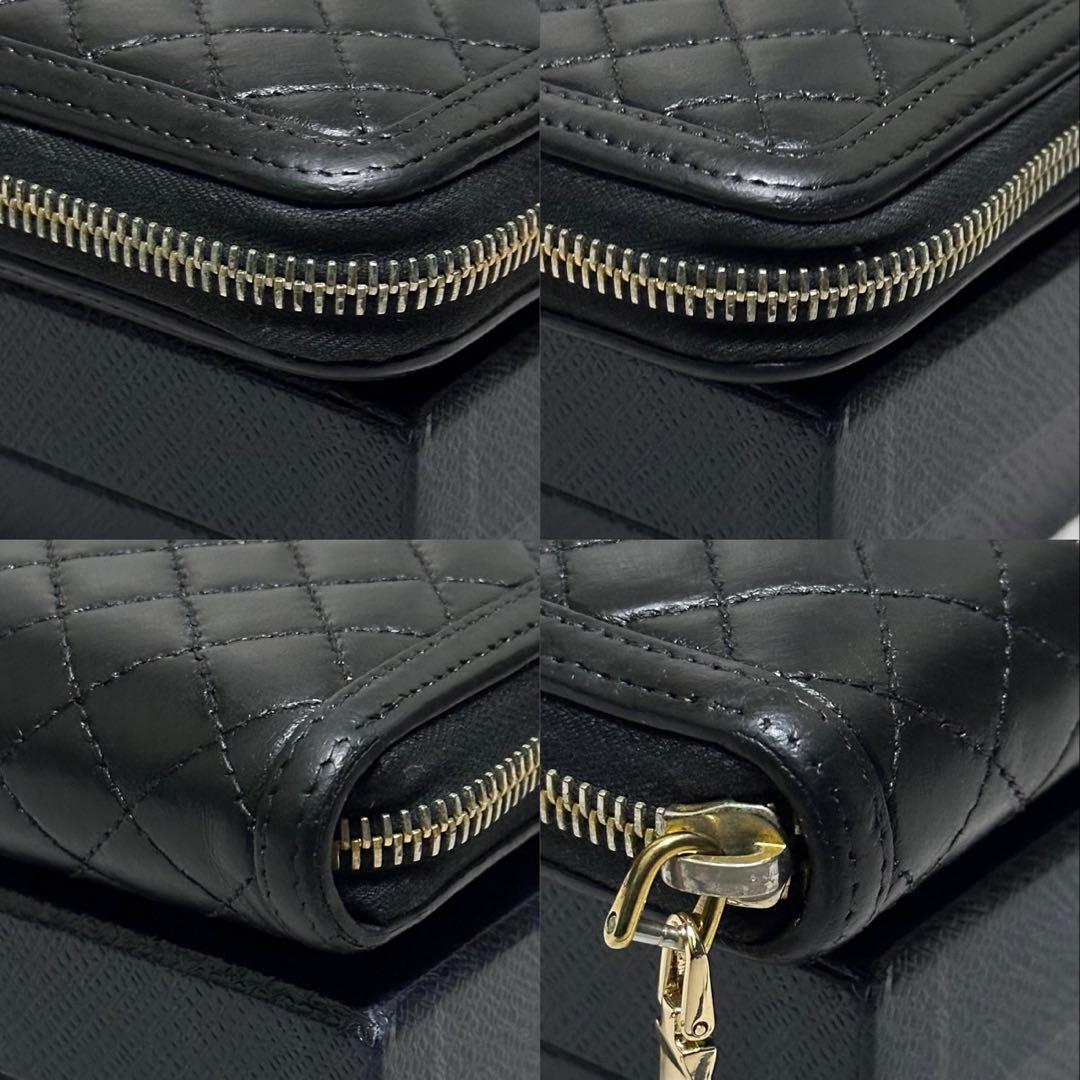 PRADA プラダ　長財布　キルティング　ラウンドファスナー　ゴールドロゴ