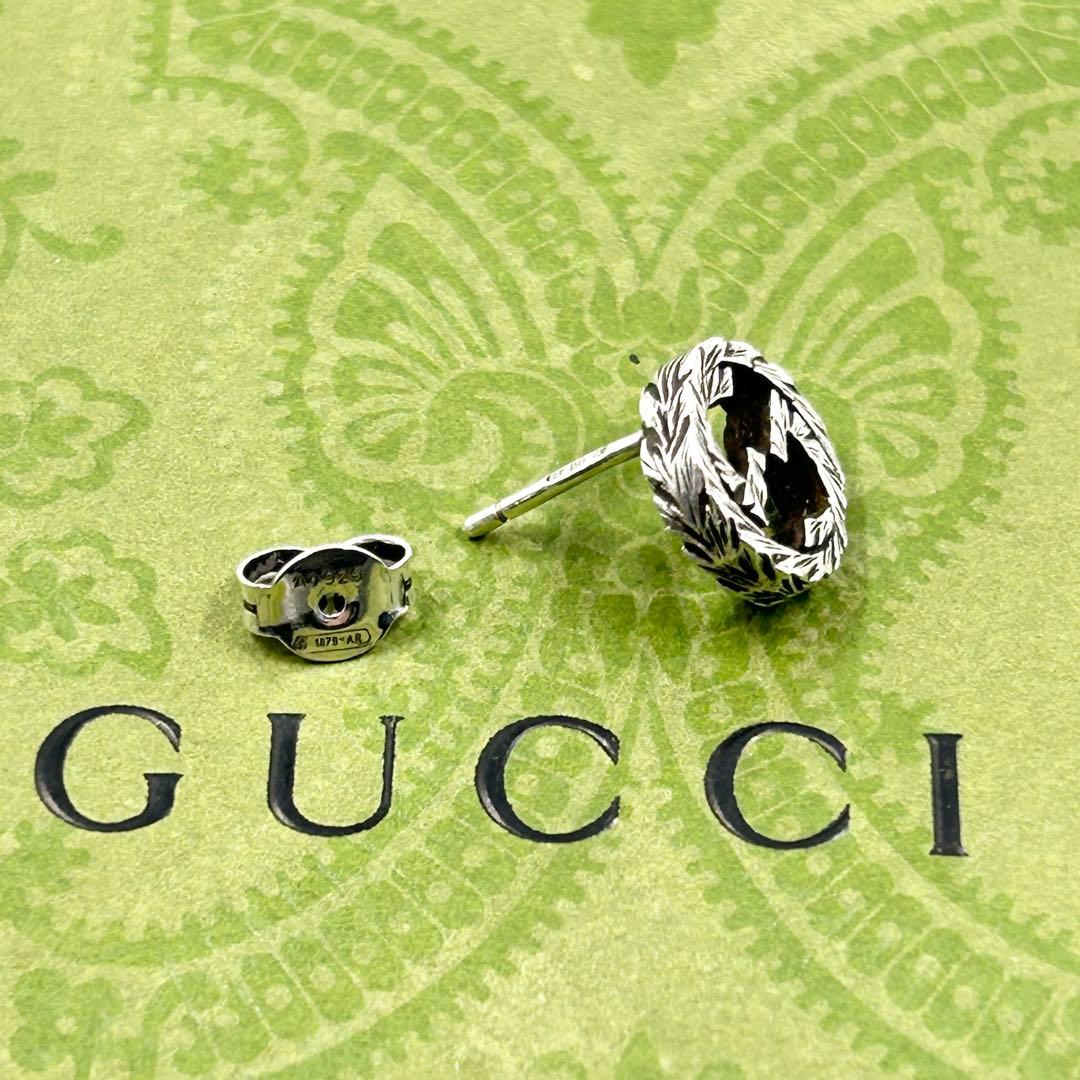 美品✨　グッチ　GUCCI ピアス　アラベスク　インターロッキング　G　燻　片耳
