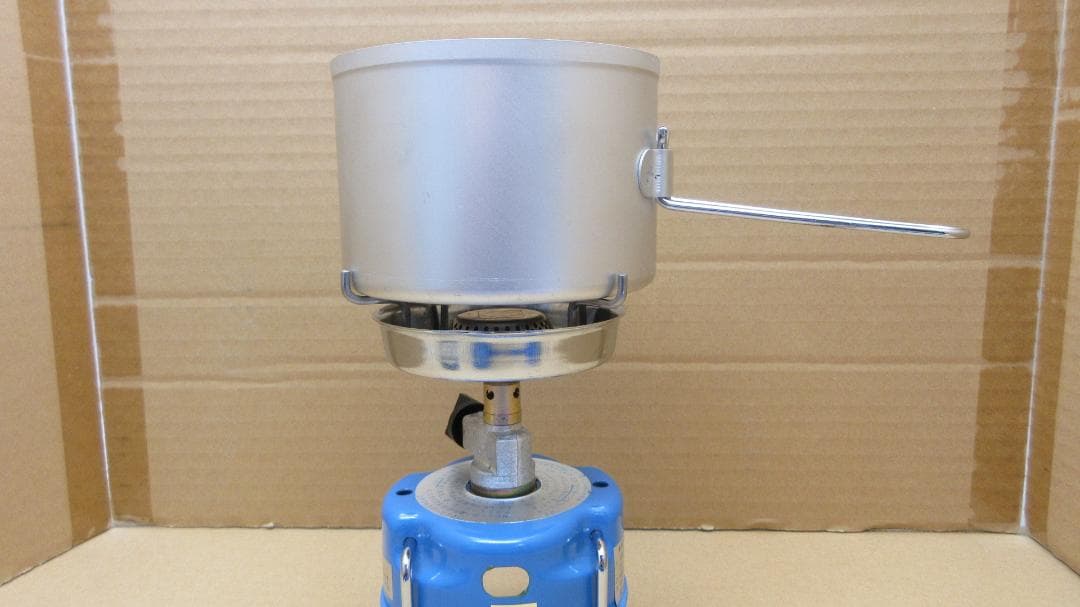 希少品 キャンピングガス トロッター型ミニガスコンロ GT-100ガス缶６個付