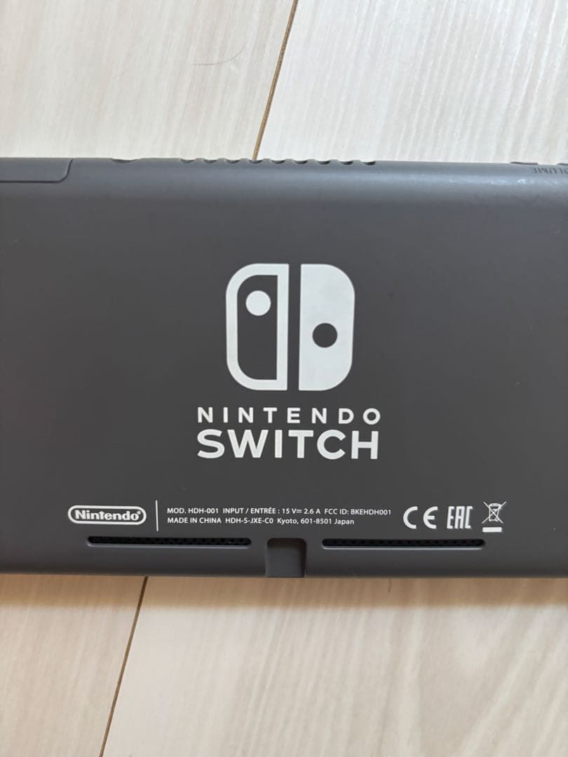 澪*様 本体 任天堂スイッチライト　黒ケース付　Nintendo Switch