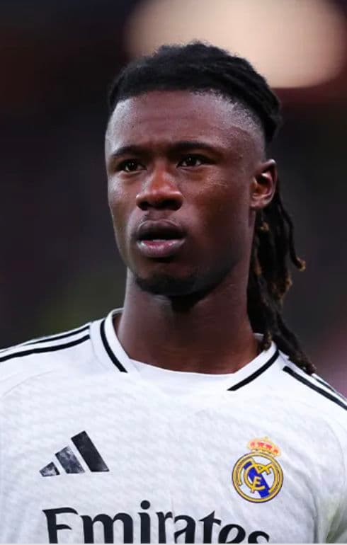 【美品】レアルマドリード カマヴィンガ 23/24 ホームユニフォム