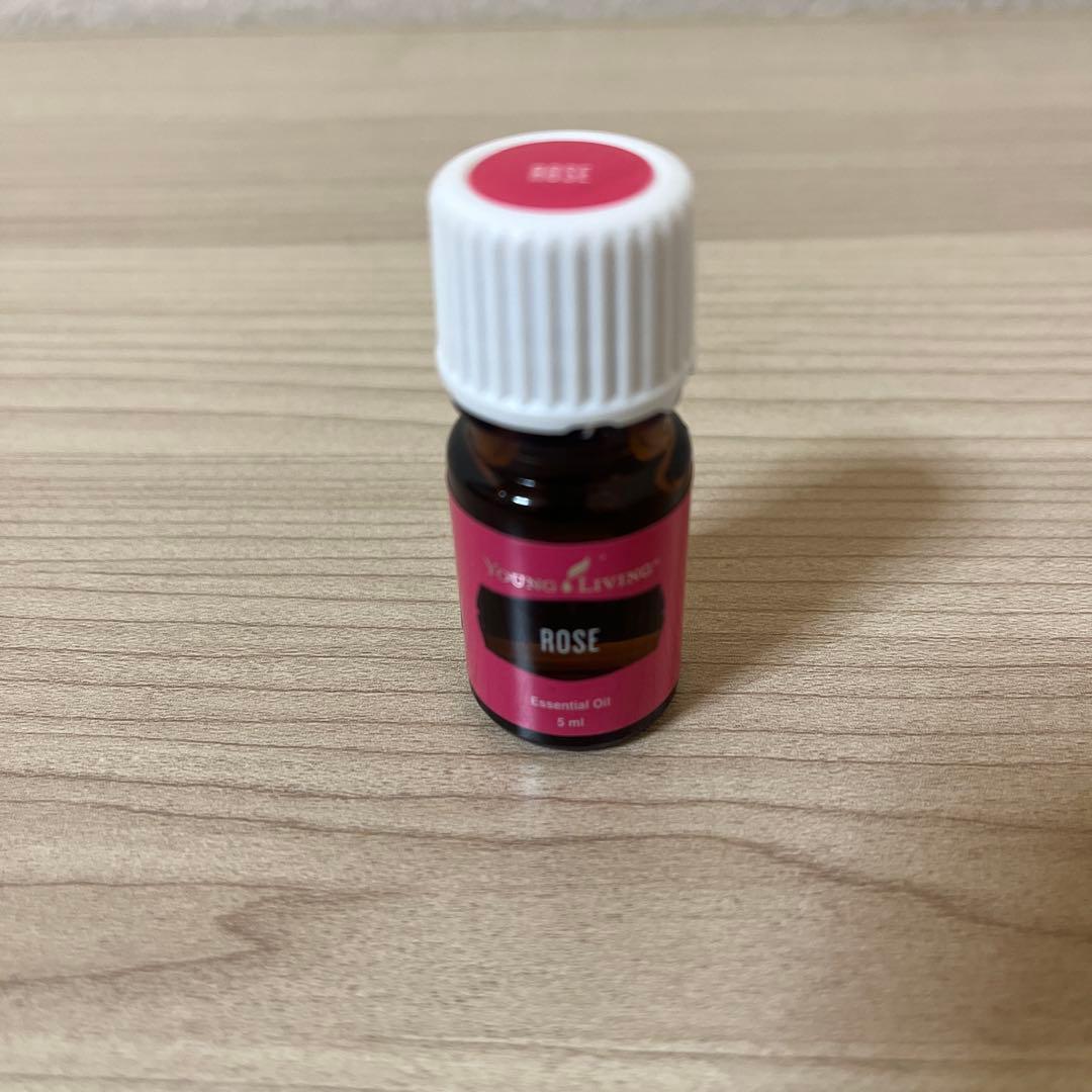 ヤングリヴィング　エッセンシャルオイル　ローズ
