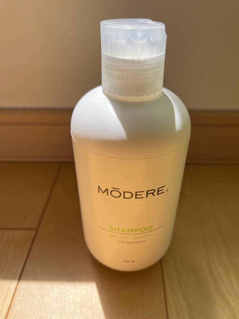 モデーア　商品４点