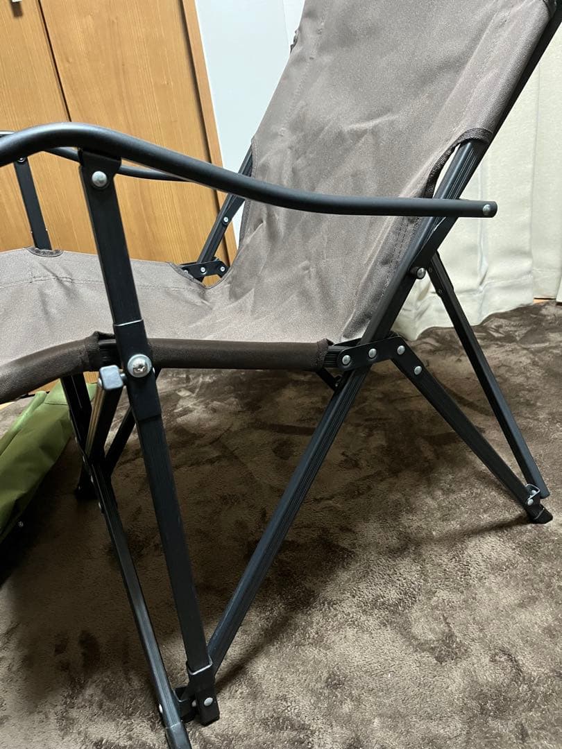 アウトドア用ハイバックチェア2脚とテーブルセット