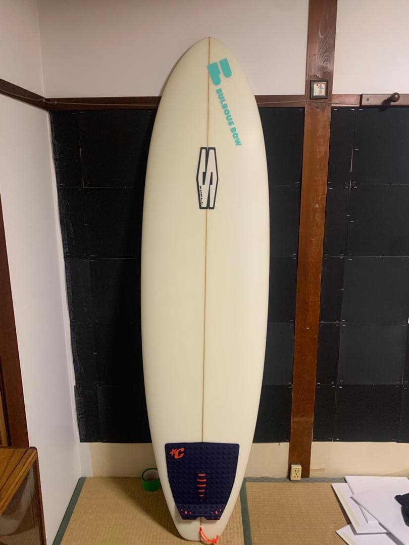 サーフボード クリーム色 フィン付き