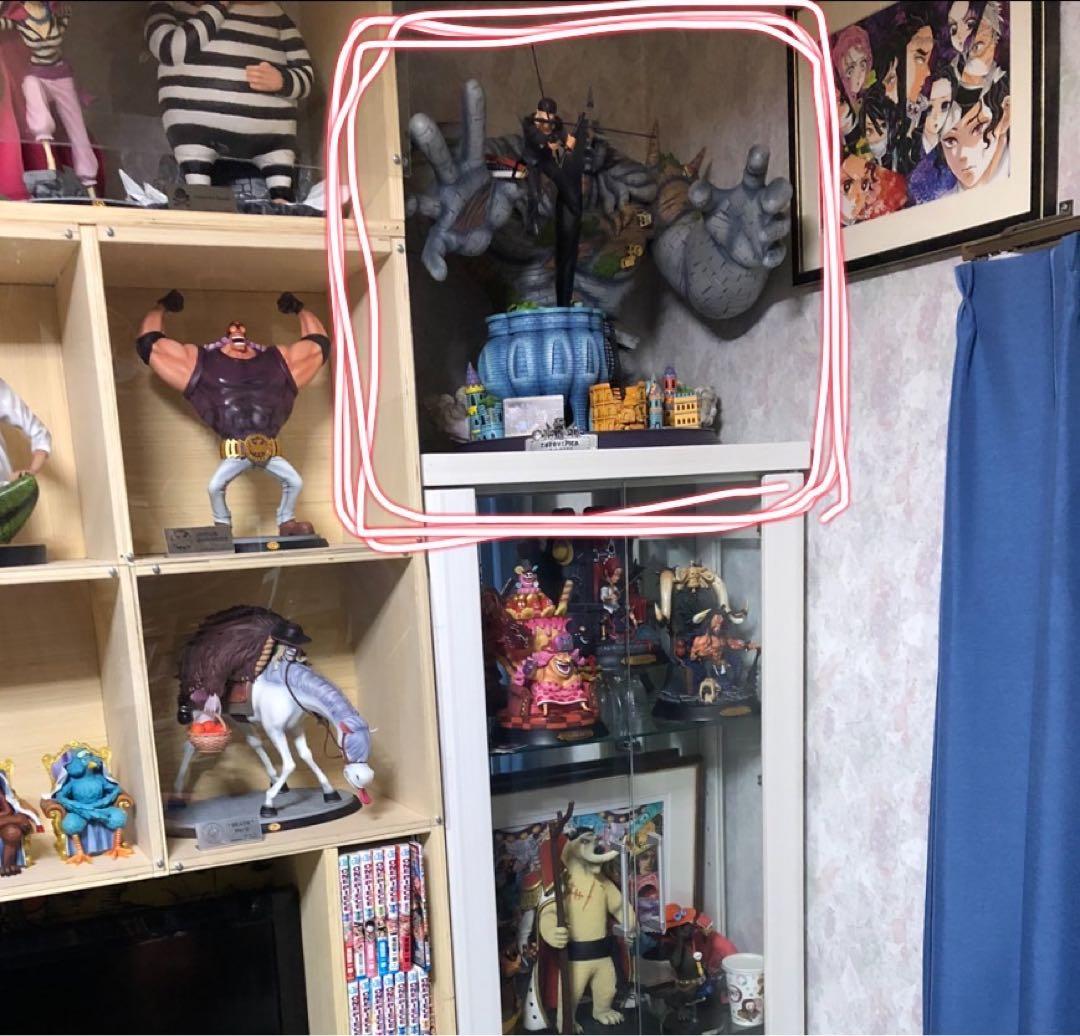 購入者多数のため早い者勝ち ワンピース 海外フィギュア ゾロ vs