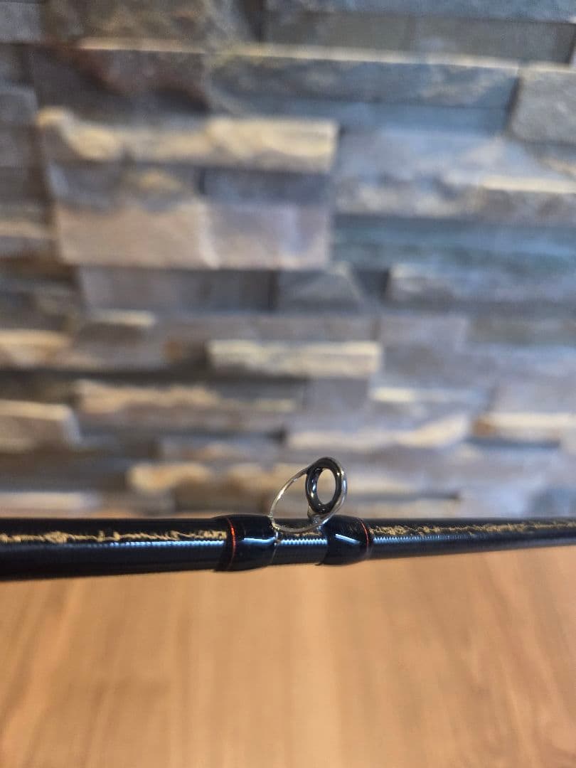 【美品】18ポイズンアドレナ1610M　1ピースロッド