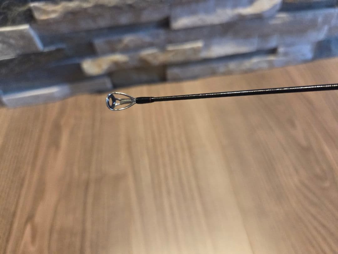 【美品】18ポイズンアドレナ1610M　1ピースロッド