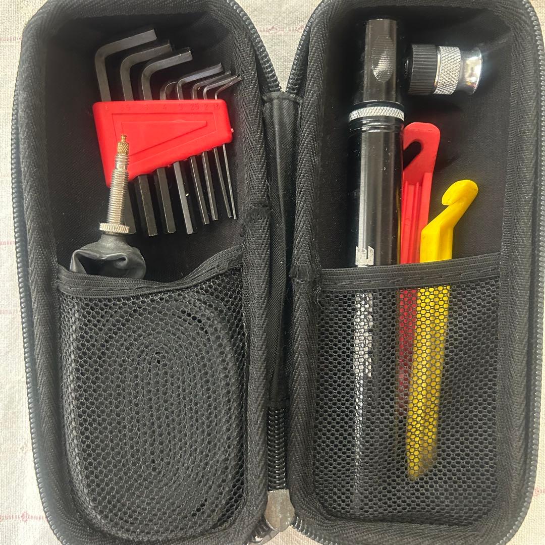 Cannondale SUPERSIX 5 フルカーボン車