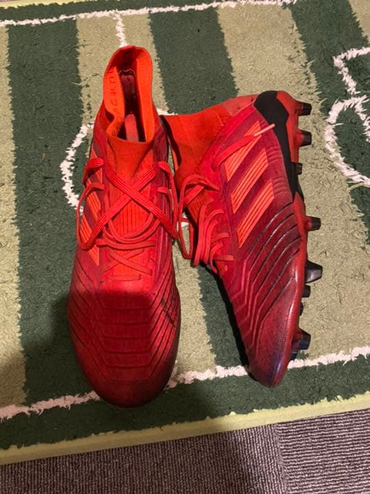 アディダスプレデター