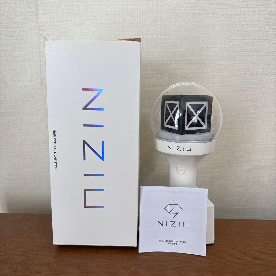 NiziUペンライト グッズ - メルカリ
