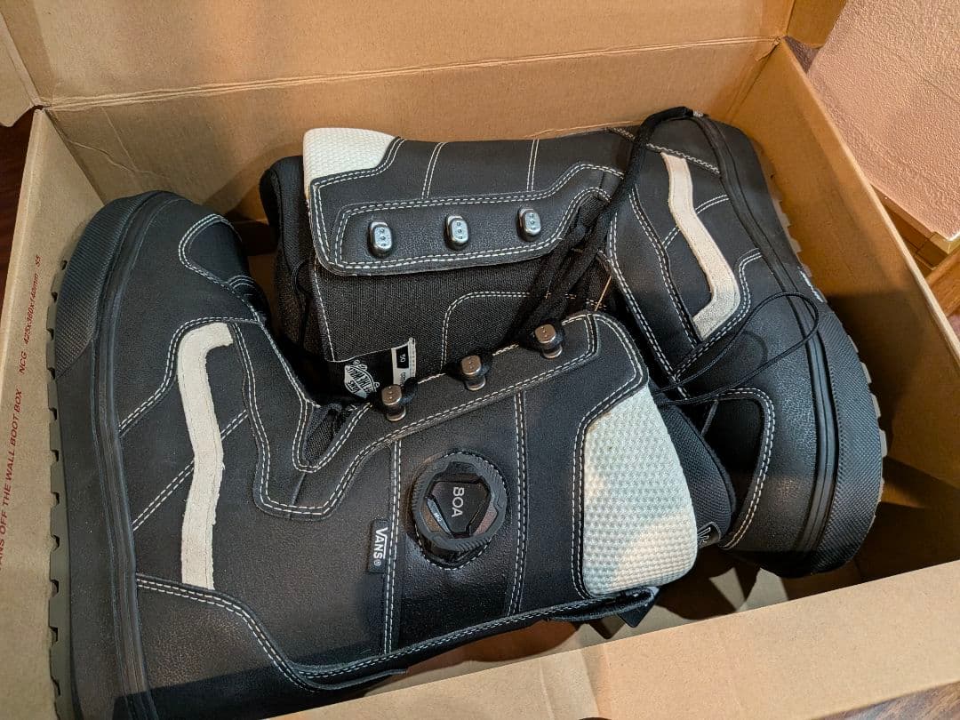 【F】VANSブーツ INVADO OG