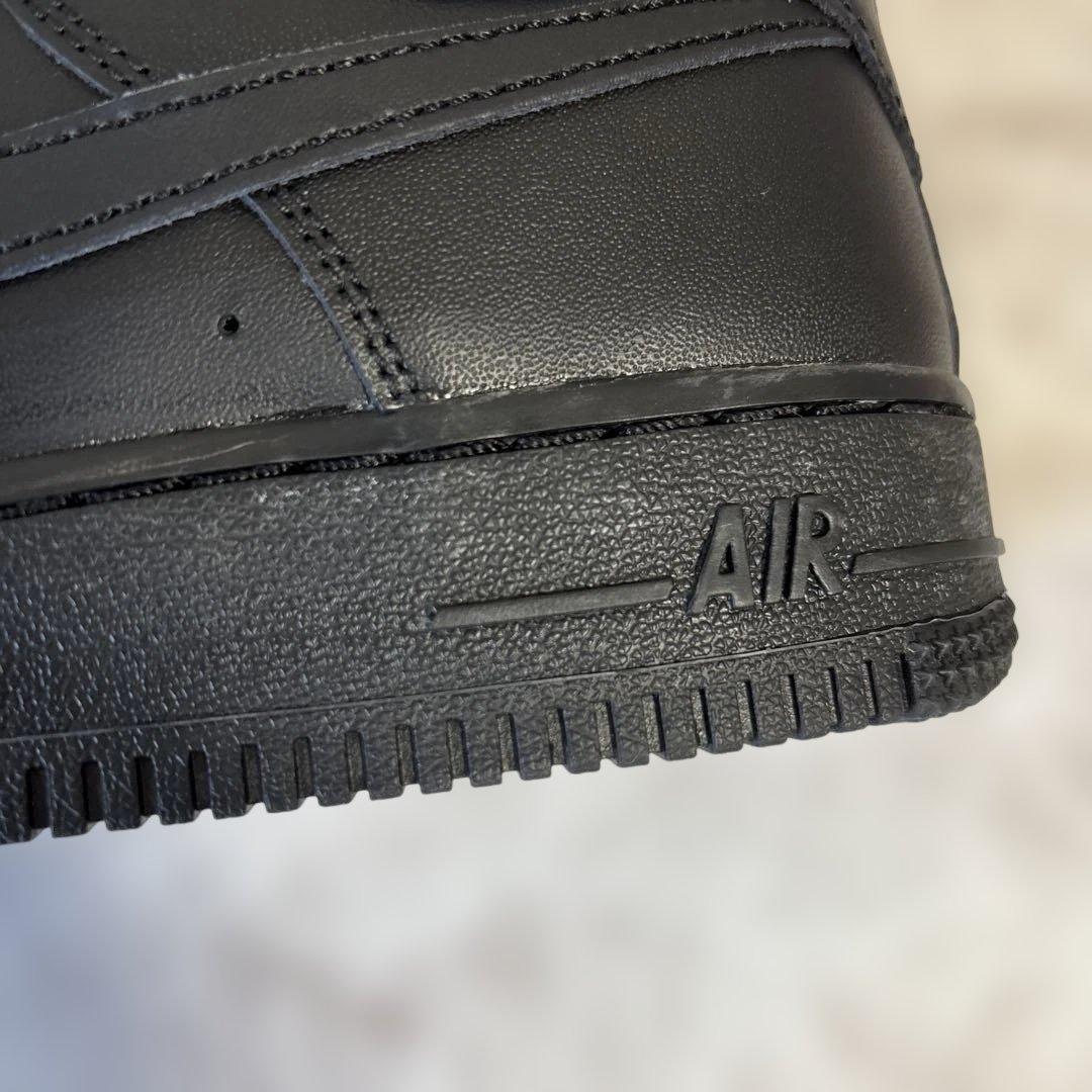 NIKE エアフォース1 スニーカー　オールブラック黒24.0㎝