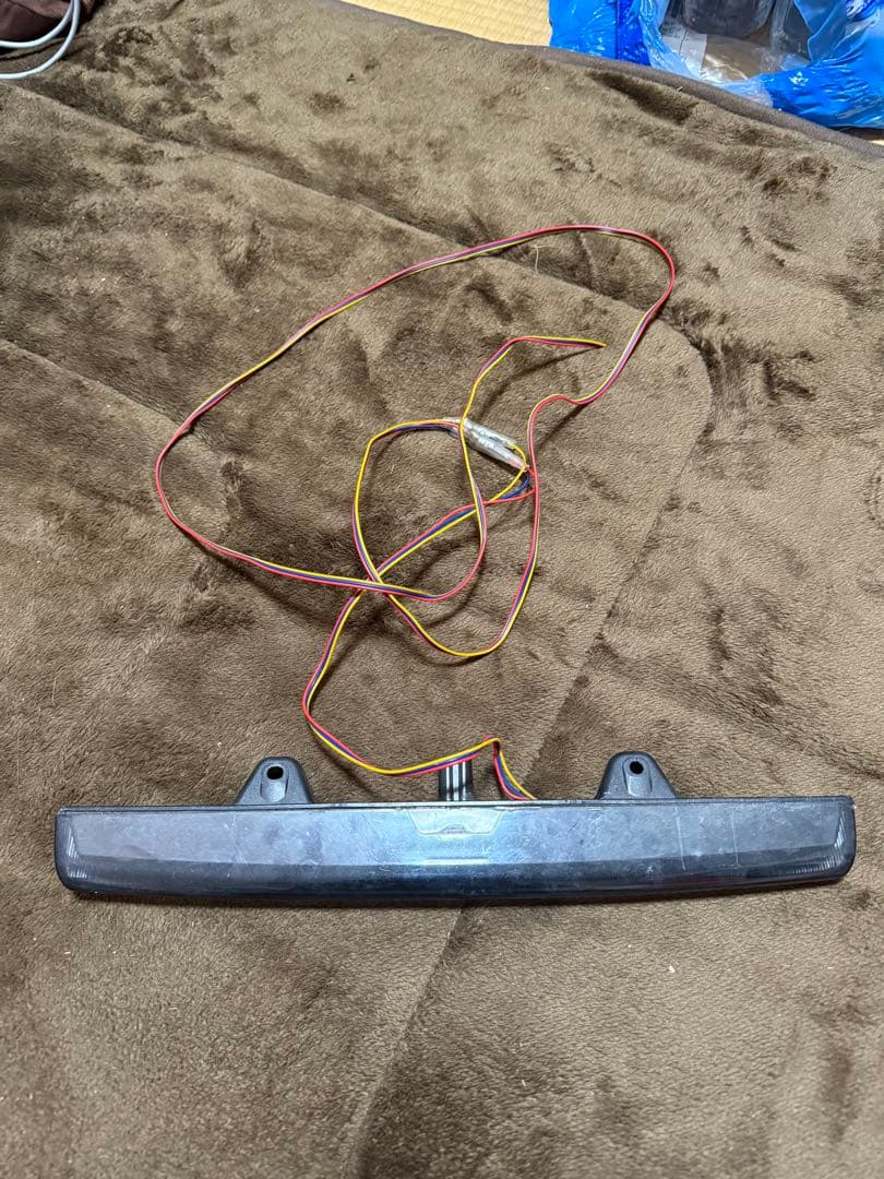 R*様 50系プリウス用ハイマウントストップランプ