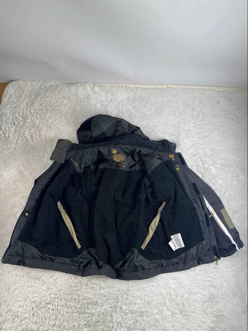 デサント　スノーボードウェア　セットアップ　チタンサーモ　スキーウェア　黒　M